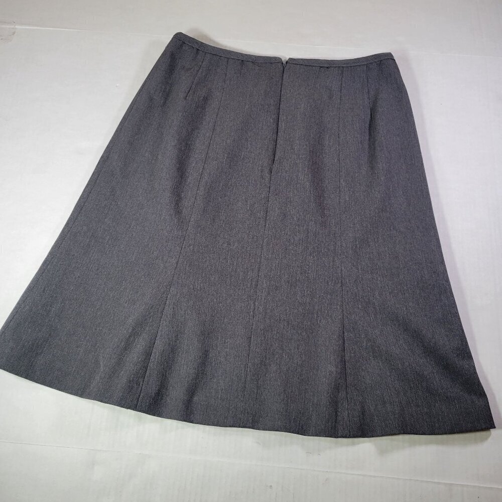 Nanette Lepore Professional Gray A-Line Skirt With Pleated Accent Size 4 - Picture 6 of 6